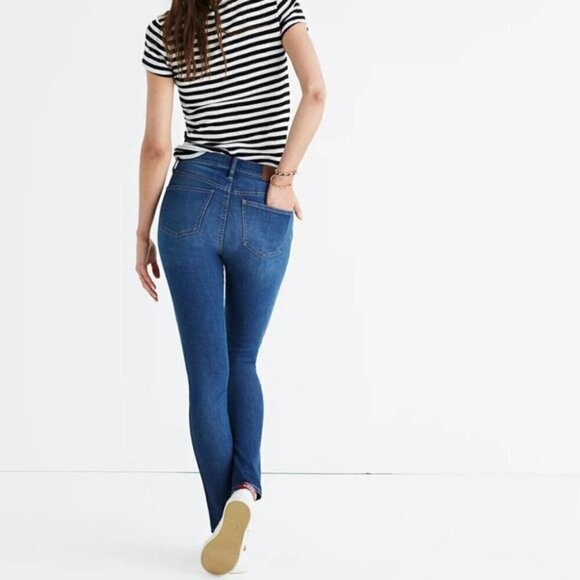 Madewell 9" Mid-Rise Skinny Jeans in Patty Wash 27 - Picture 3 of 7